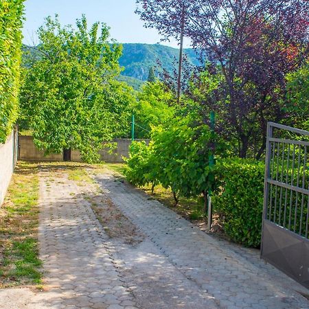 Holiday Home Narona โมสตาร์ ภายนอก รูปภาพ
