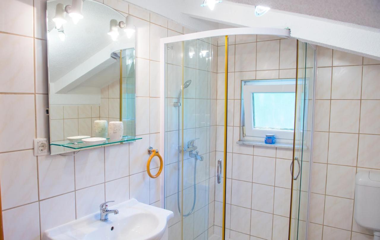 Holiday Home Narona โมสตาร์ ภายนอก รูปภาพ