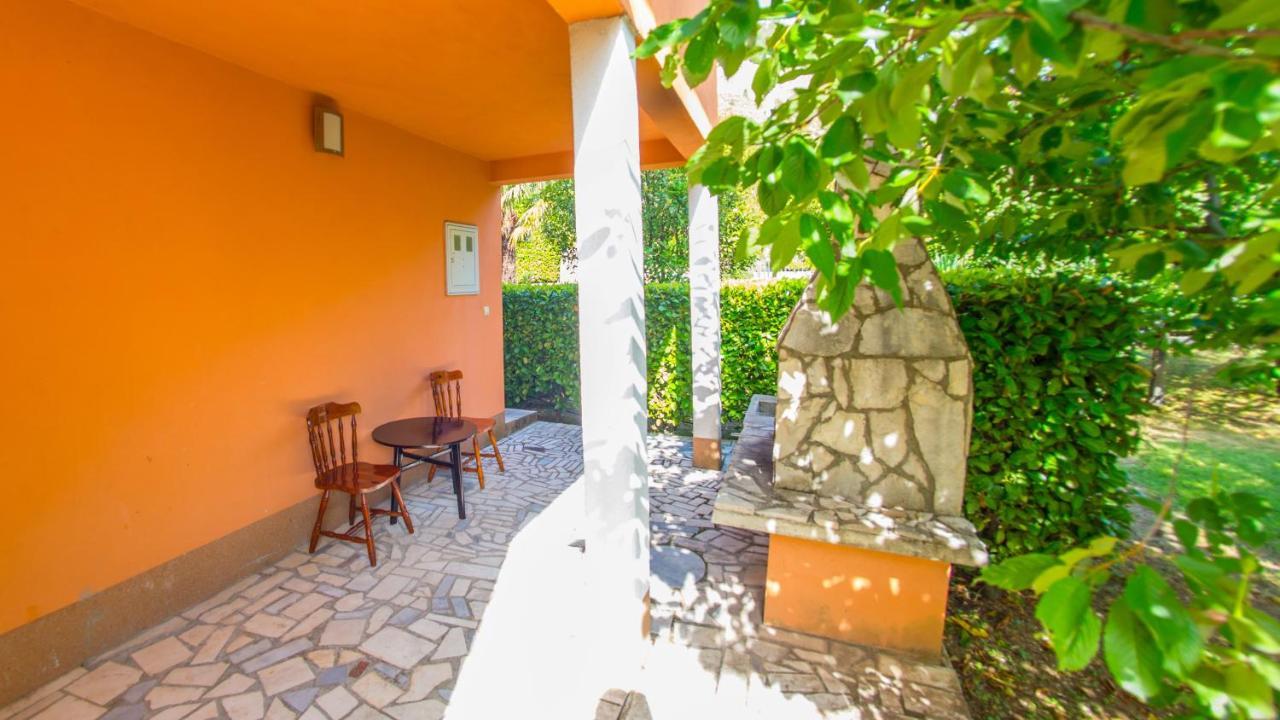 Holiday Home Narona โมสตาร์ ภายนอก รูปภาพ